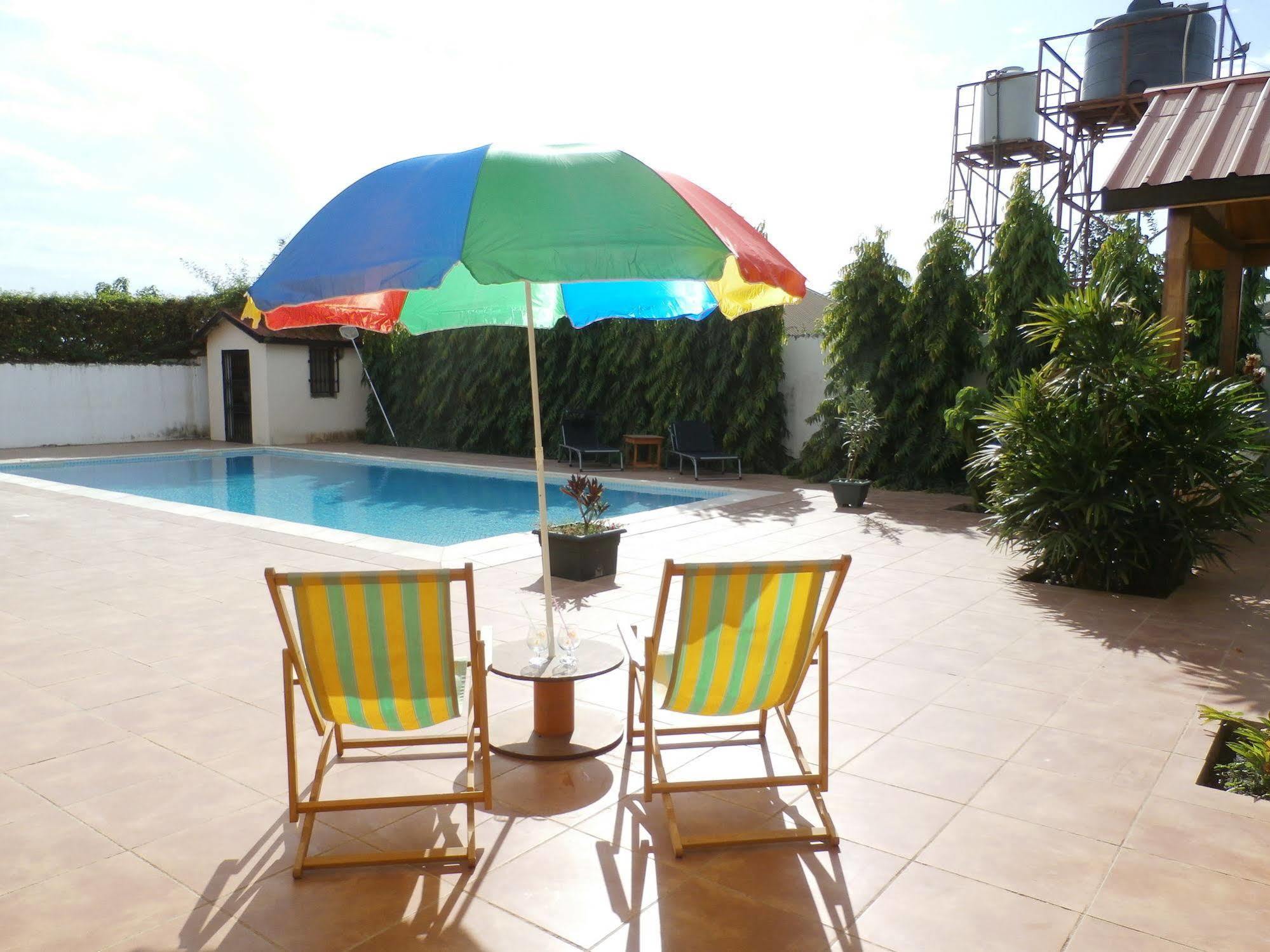 B & B Villa Calliandra Bijilo Exterior foto