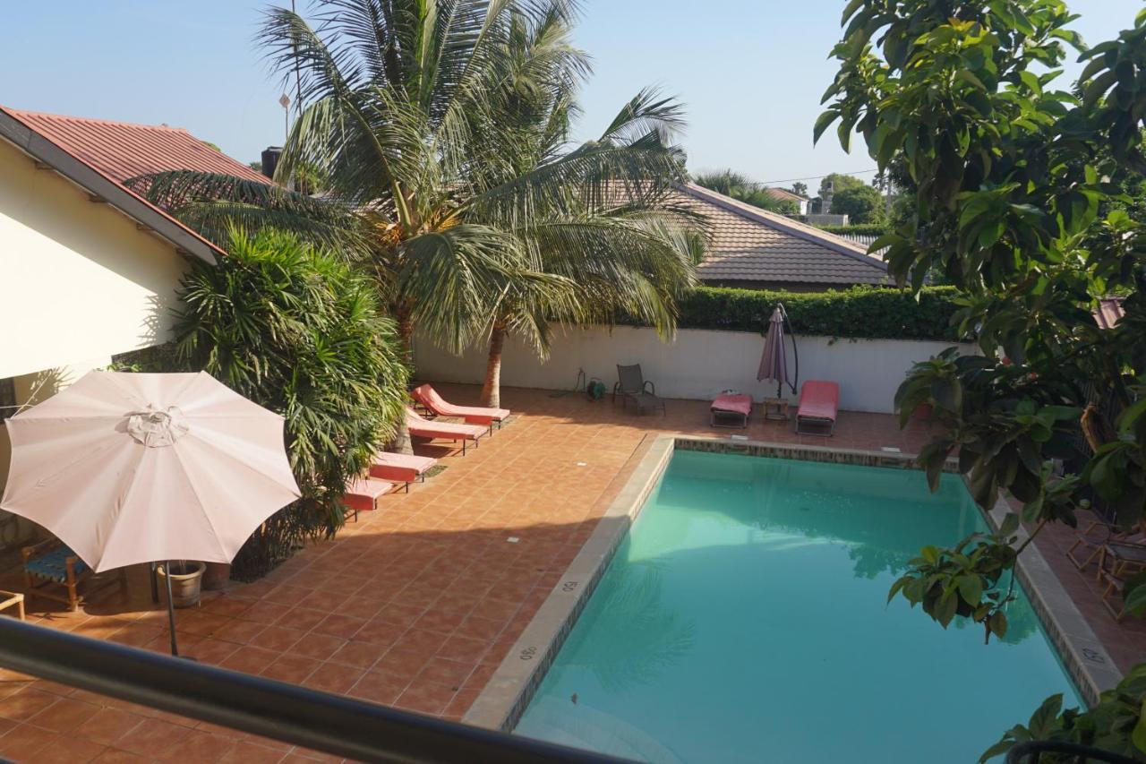 B & B Villa Calliandra Bijilo Exterior foto